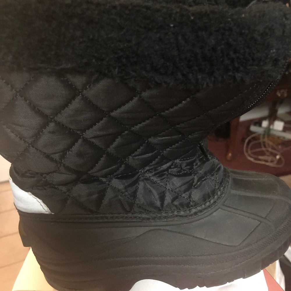 🌺Black Kids snow boots🌺